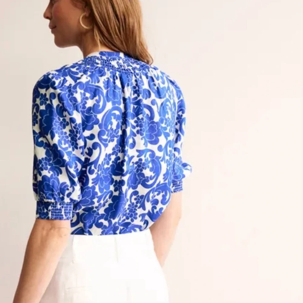 Boden Blue and White Floral Puff-Sleeve Top